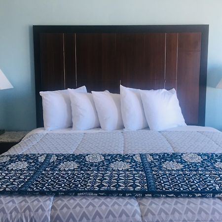 Dolphin Cove Motel Пизмоу Бийч Екстериор снимка