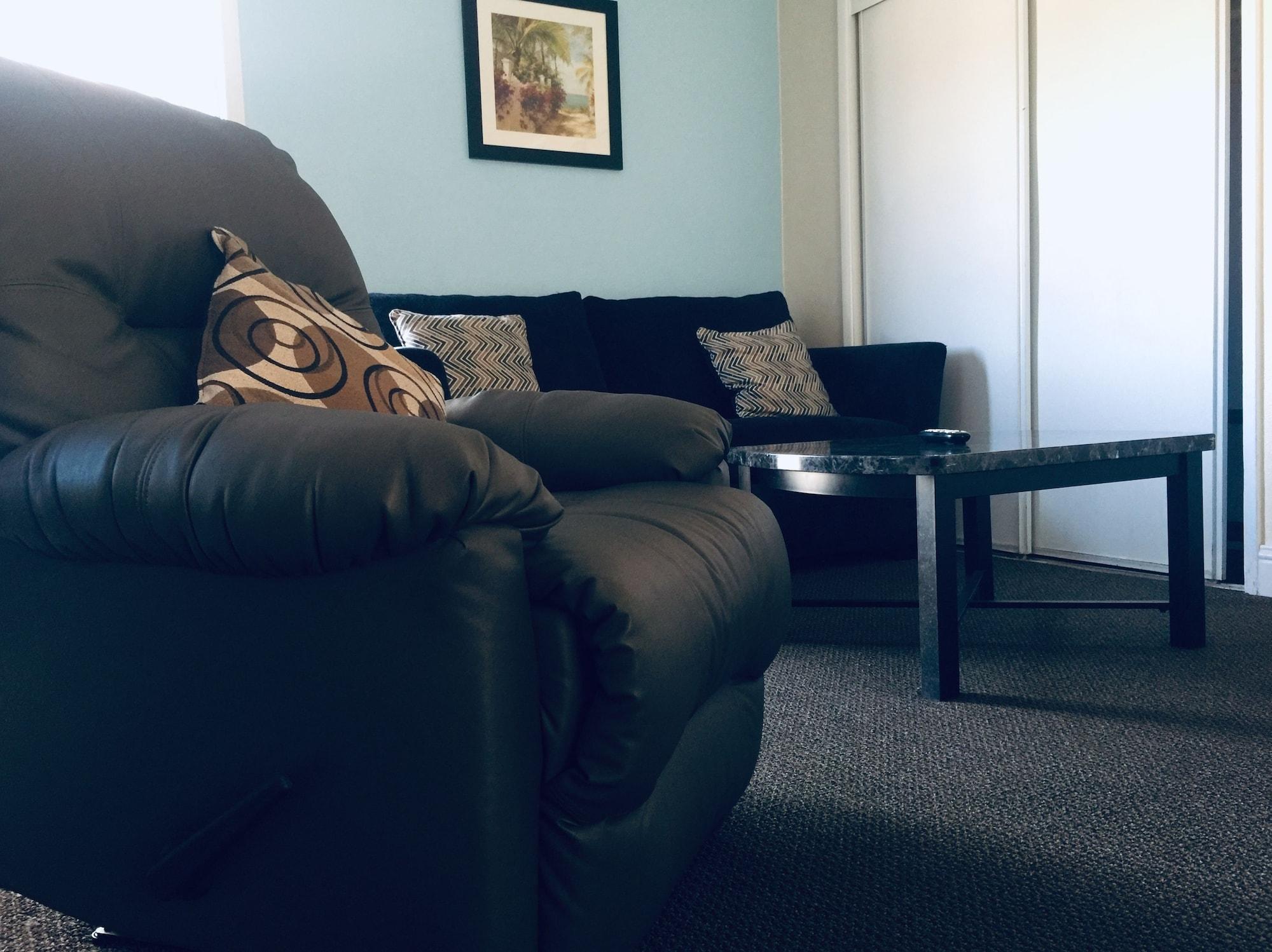 Dolphin Cove Motel Пизмоу Бийч Екстериор снимка