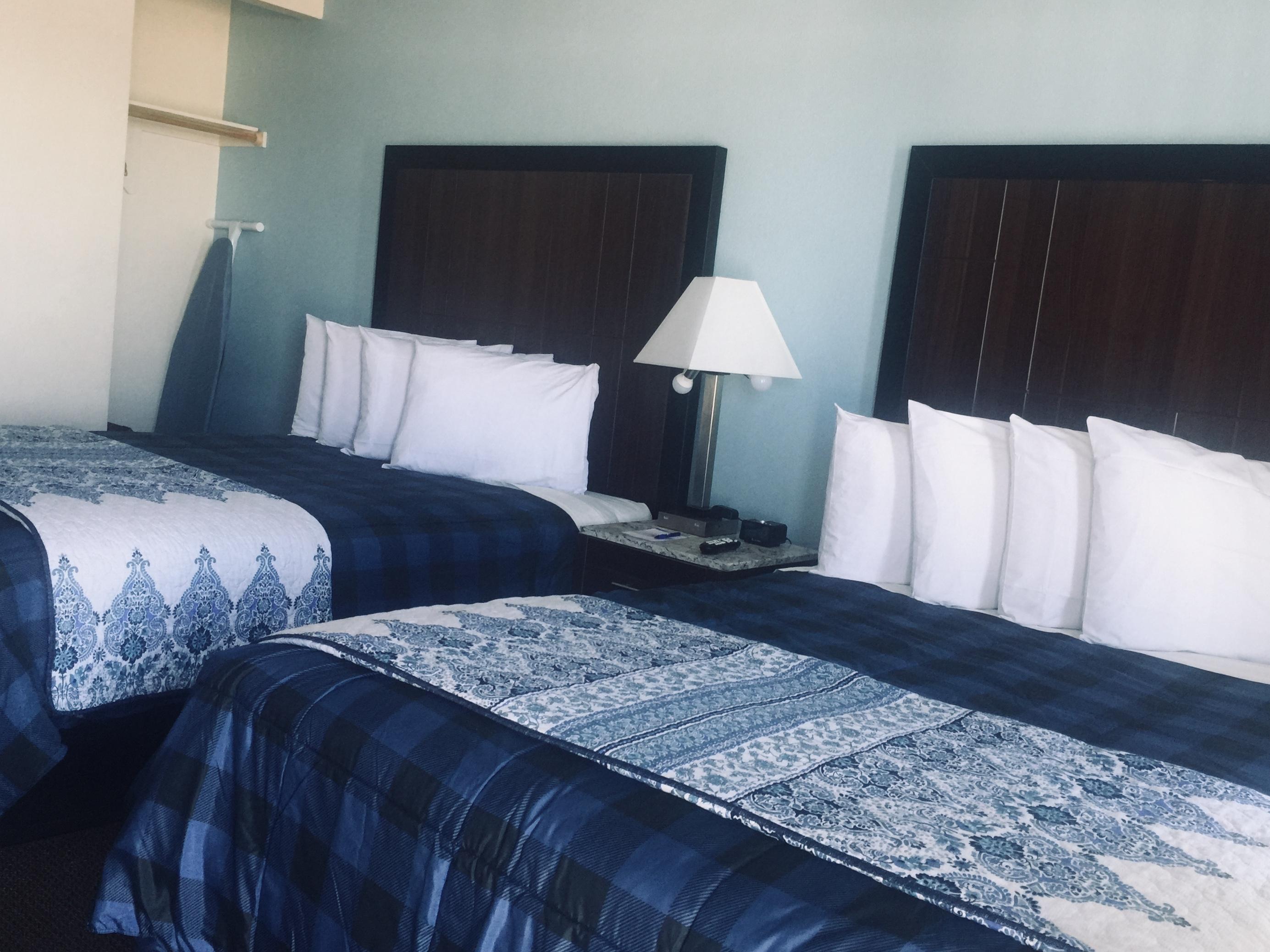 Dolphin Cove Motel Пизмоу Бийч Екстериор снимка