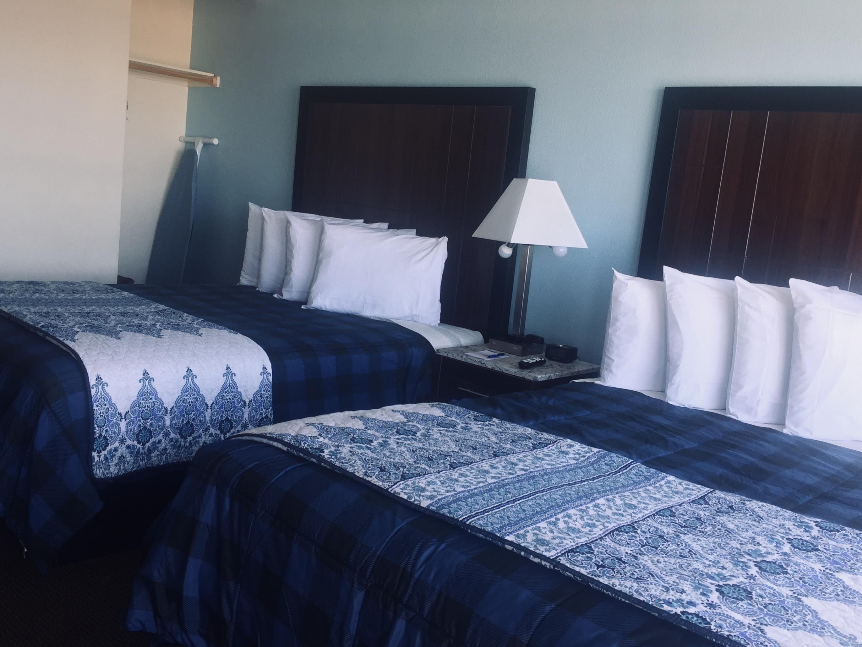 Dolphin Cove Motel Пизмоу Бийч Екстериор снимка